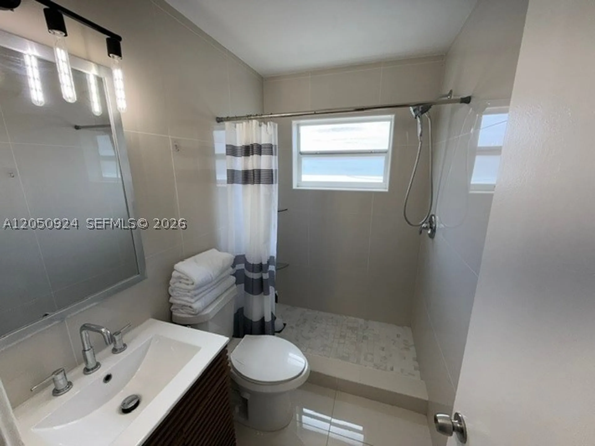 1859 Wiley Street Hollywood FL 33020