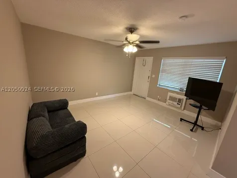 1859 Wiley Street Hollywood FL 33020