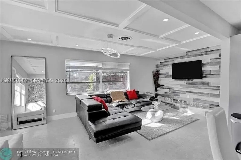 608 N 24th Avenue Hollywood FL 33020