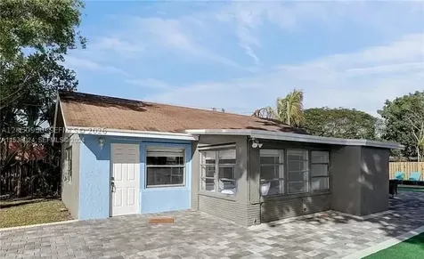 608 N 24th Avenue Hollywood FL 33020