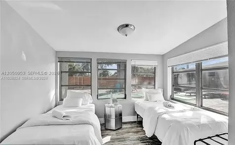 608 N 24th Avenue Hollywood FL 33020