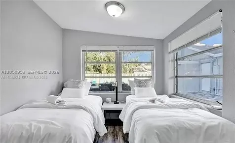 608 N 24th Avenue Hollywood FL 33020