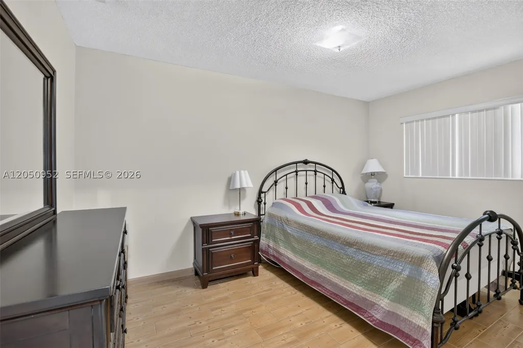 206 N 32nd Avenue Hollywood FL 33021