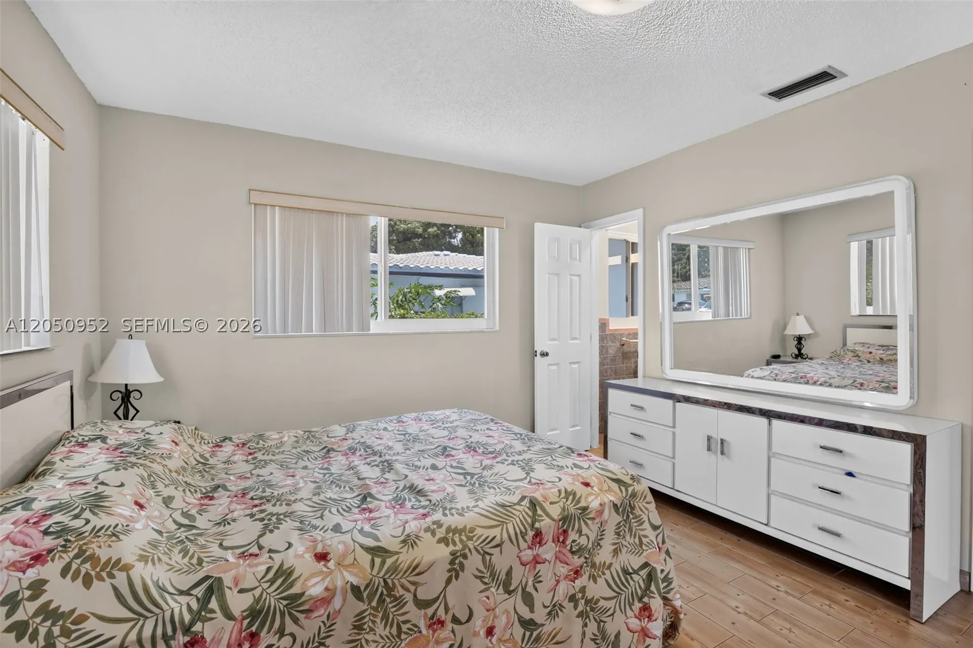 206 N 32nd Avenue Hollywood FL 33021