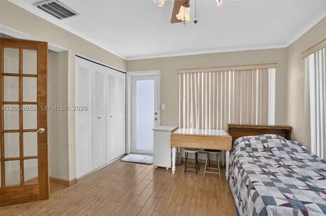 206 N 32nd Avenue Hollywood FL 33021