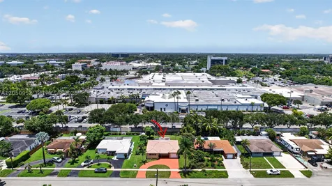 206 N 32nd Avenue Hollywood FL 33021