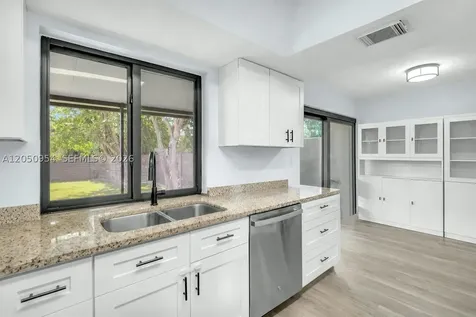3950 SW 82nd Terrace Davie FL 33328