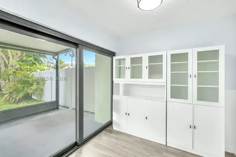 3950 SW 82nd Terrace Davie FL 33328