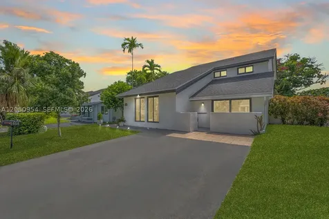 3950 SW 82nd Terrace Davie FL 33328