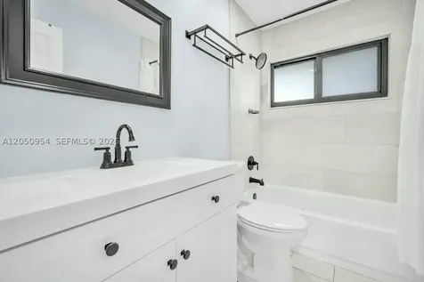 3950 SW 82nd Terrace Davie FL 33328