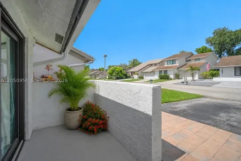 3950 SW 82nd Terrace Davie FL 33328