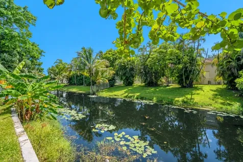 3950 SW 82nd Terrace Davie FL 33328