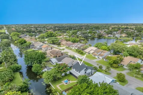 3950 SW 82nd Terrace Davie FL 33328