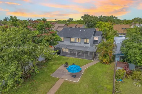 3950 SW 82nd Terrace Davie FL 33328