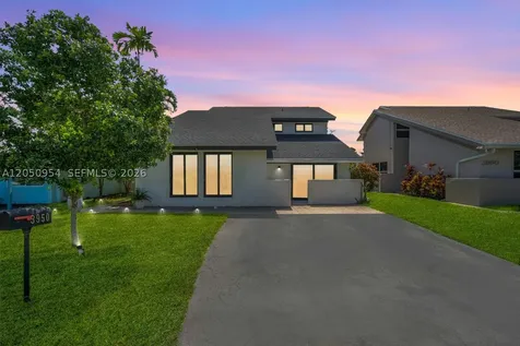 3950 SW 82nd Terrace Davie FL 33328