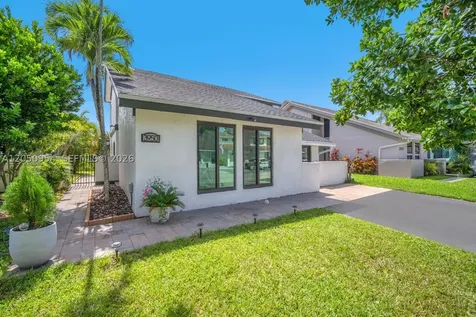 3950 SW 82nd Terrace Davie FL 33328