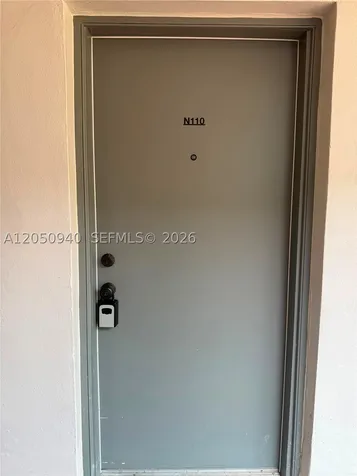 2924 Day Avenue Miami FL 33133