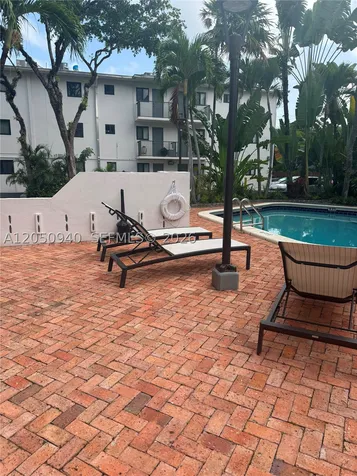 2924 Day Avenue Miami FL 33133