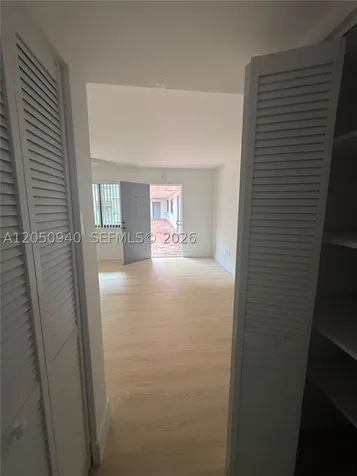2924 Day Avenue Miami FL 33133