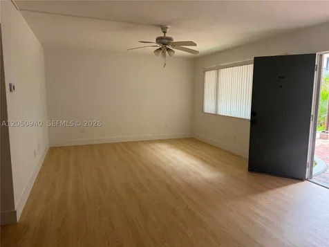 2924 Day Avenue Miami FL 33133