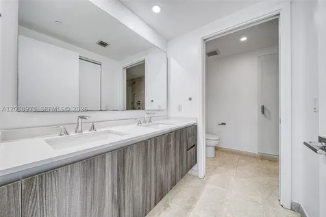 488 NE 18th Street Miami FL 33132