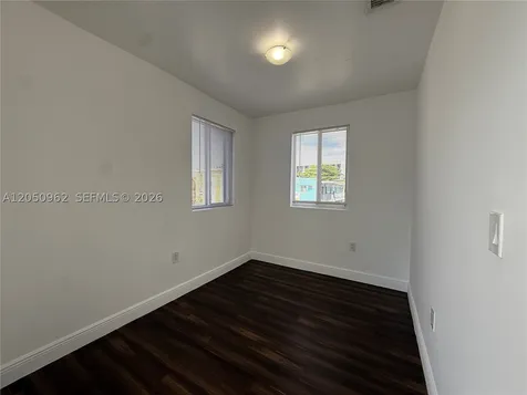 540 NW 7th Street Miami FL 33136