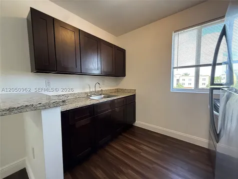 540 NW 7th Street Miami FL 33136