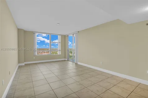 2681 N Flamingo Road Sunrise FL 33323