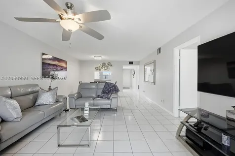 1300 SW 125th Avenue Pembroke Pines FL 33027