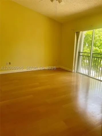 6853 SW 89th Terrace Pinecrest FL 33156
