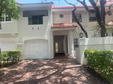 6853 SW 89th Terrace Pinecrest FL 33156