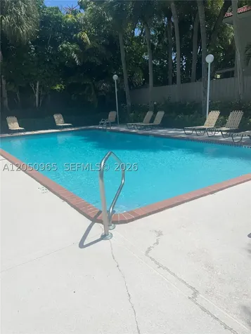 6853 SW 89th Terrace Pinecrest FL 33156