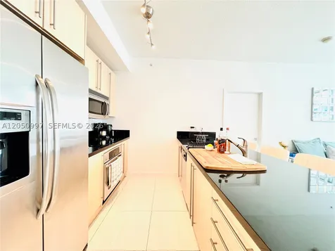 79 SW 12th Street Miami FL 33130