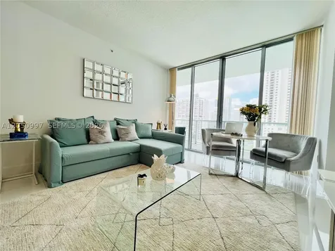 79 SW 12th Street Miami FL 33130