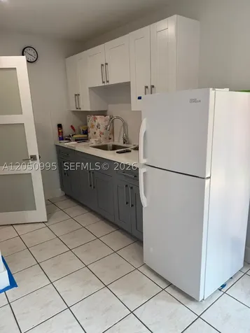 765 W 70th Place Hialeah FL 33014