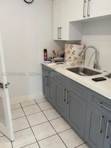 765 W 70th Place Hialeah FL 33014