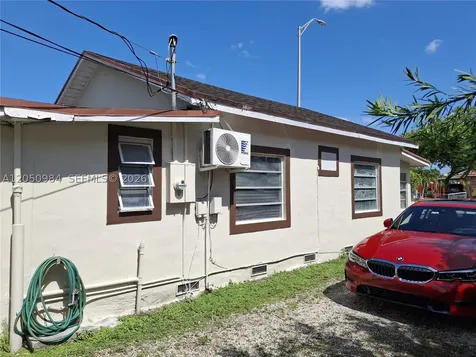 233 E 15th Street Hialeah FL 33010