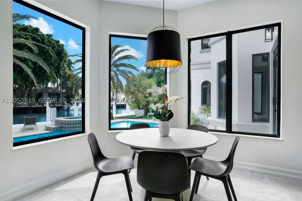 168 Fiesta Way Fort Lauderdale FL 33301