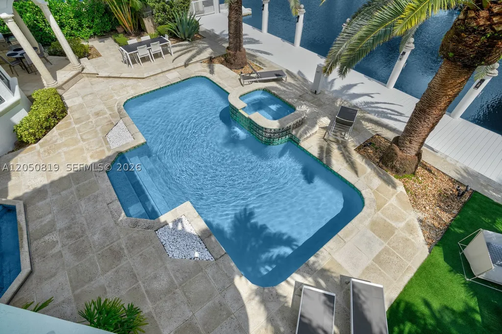 168 Fiesta Way Fort Lauderdale FL 33301