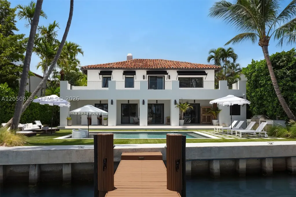 5401 Pine Tree Drive Miami Beach FL 33140