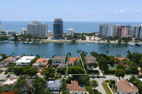 5401 Pine Tree Drive Miami Beach FL 33140