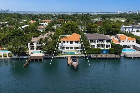 5401 Pine Tree Drive Miami Beach FL 33140