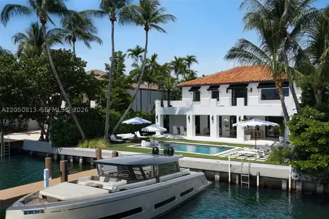 5401 Pine Tree Drive Miami Beach FL 33140