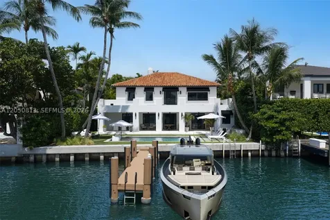 5401 Pine Tree Drive Miami Beach FL 33140