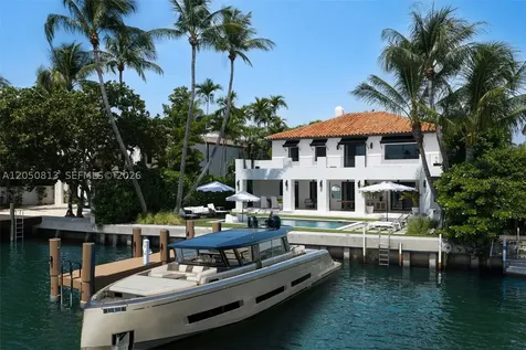 5401 Pine Tree Drive Miami Beach FL 33140