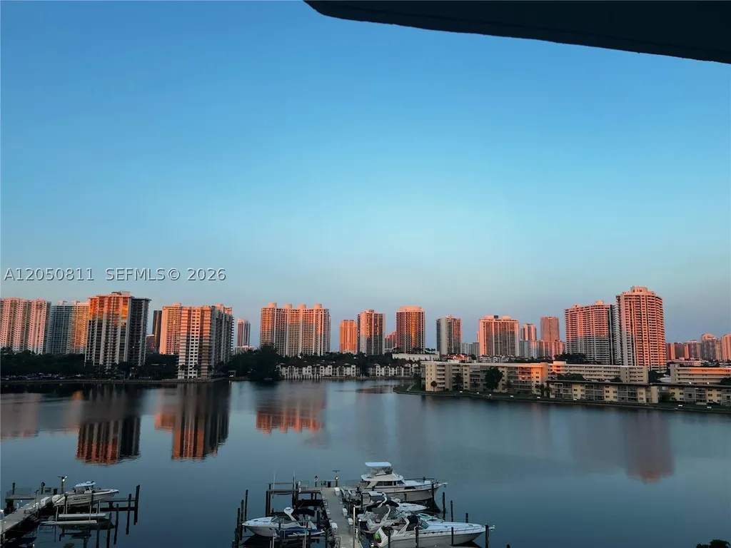 Aventura FL 33160