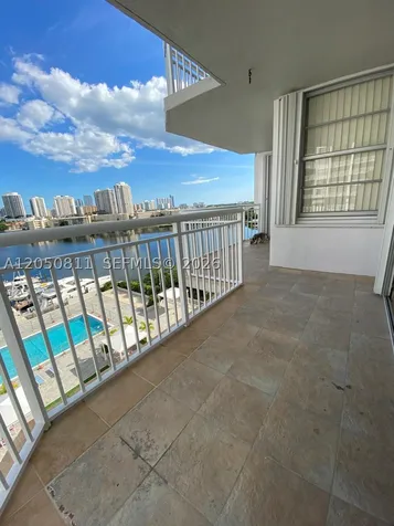 Aventura FL 33160