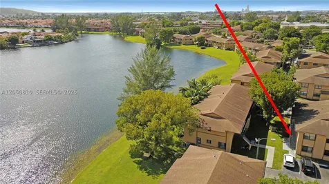2530 W 67th Place Hialeah FL 33016