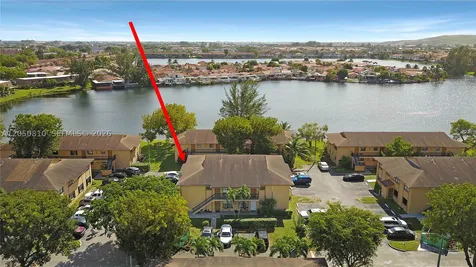 2530 W 67th Place Hialeah FL 33016