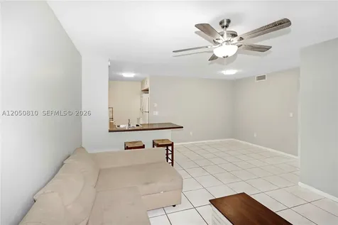2530 W 67th Place Hialeah FL 33016